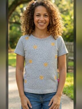 J Crew Women’s Gray Short Sleeve Tee with Yellow Pretzel Motifs